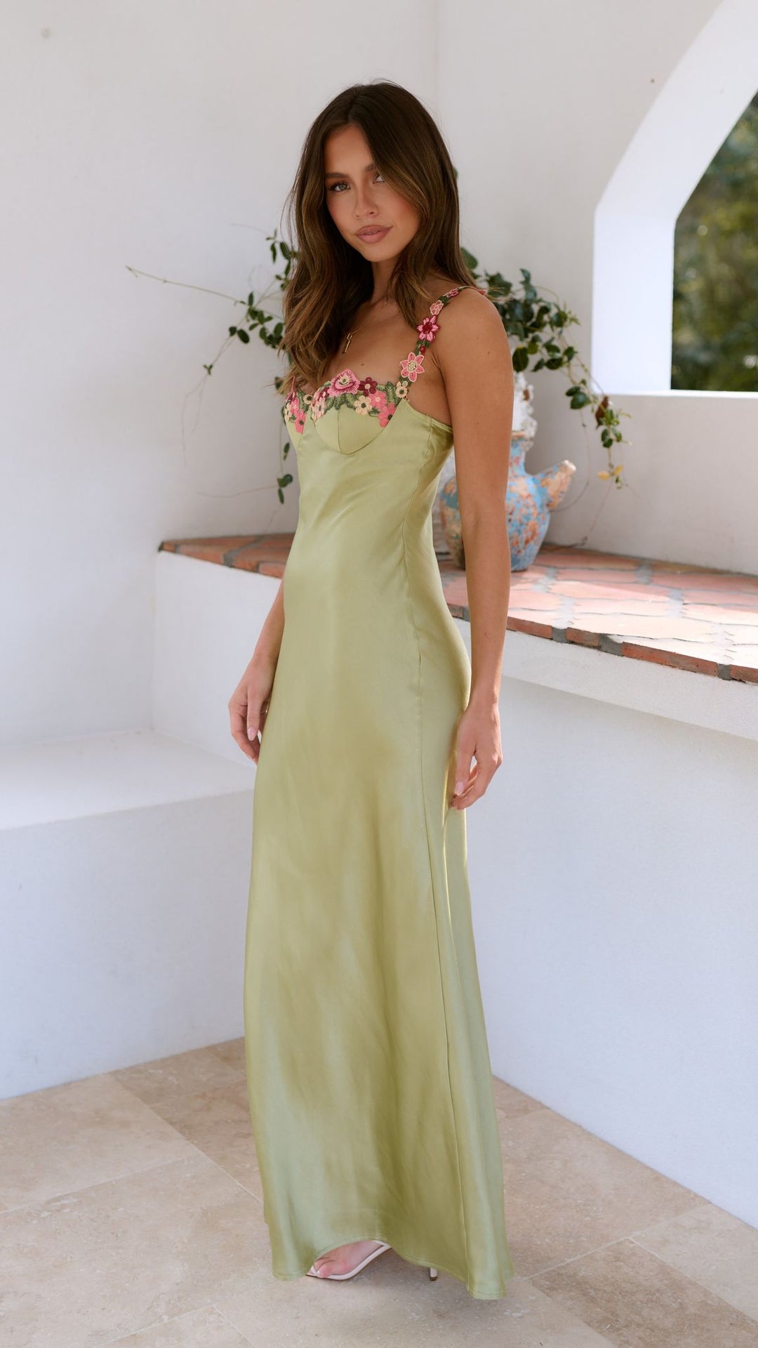 Celina | Maxikleid mit Blumendetails